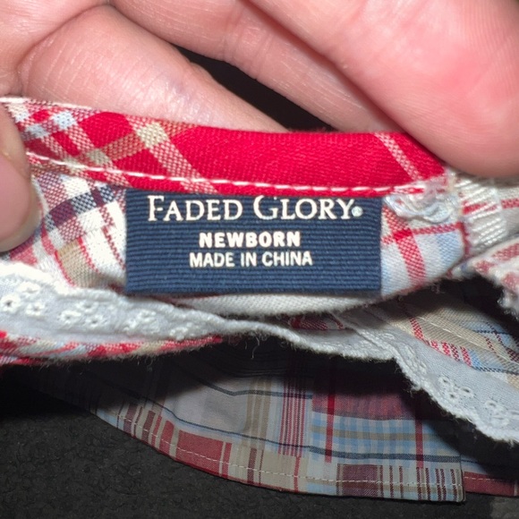 Vintage Faded Glory Christmas Plaid Newborn Outfit NWT - Picture 4 of 6